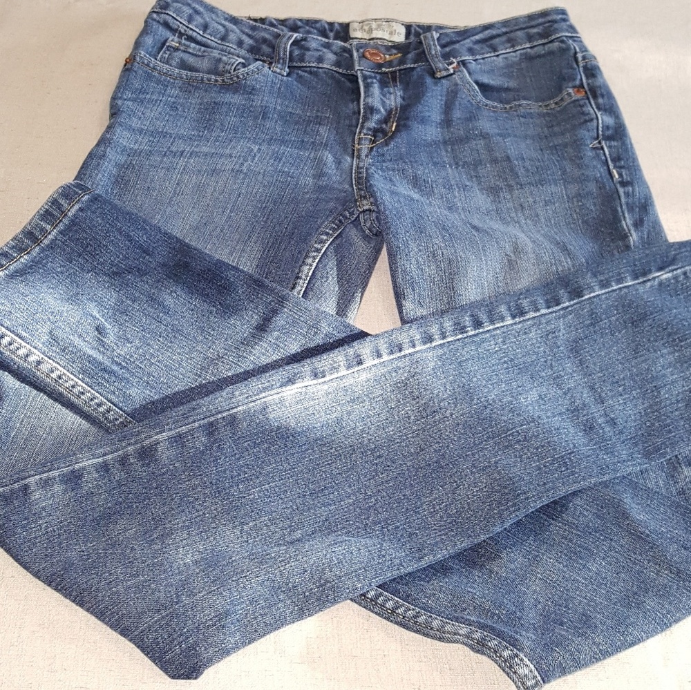 Aeropostale sz 4   Bayla skinny jean inseam 32